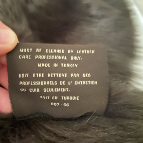 Andrew Marc Real Shearling coat. Perfect condition - Picture 4 of 6